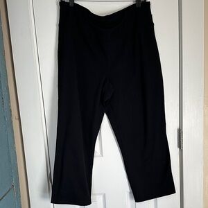 Lands End Crop wide leg legging size L but fits 1-2x